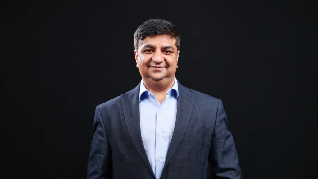 Deepak Kinger, Chief Strategy Officer and Co-founder of EvoluteIQ – Interview Series